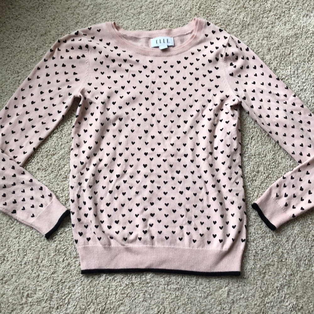 Long sleeve sweater with heart detail